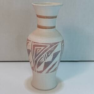 Vintage Lovely Pastel Southwest Mexico Pottery Vase  Artist Signed R. Gonza